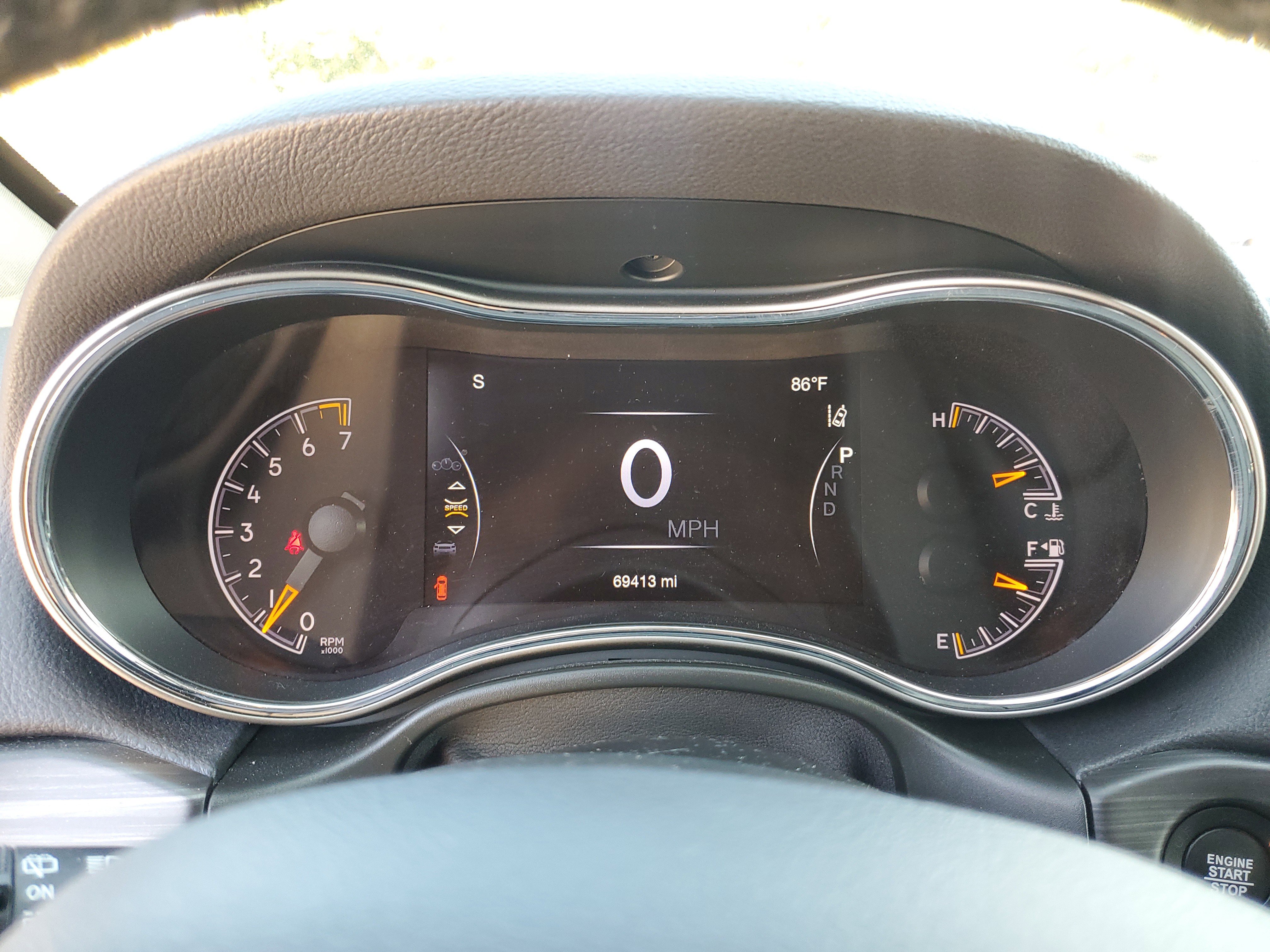 Used 2021 Jeep Grand Cherokee Laredo image 19