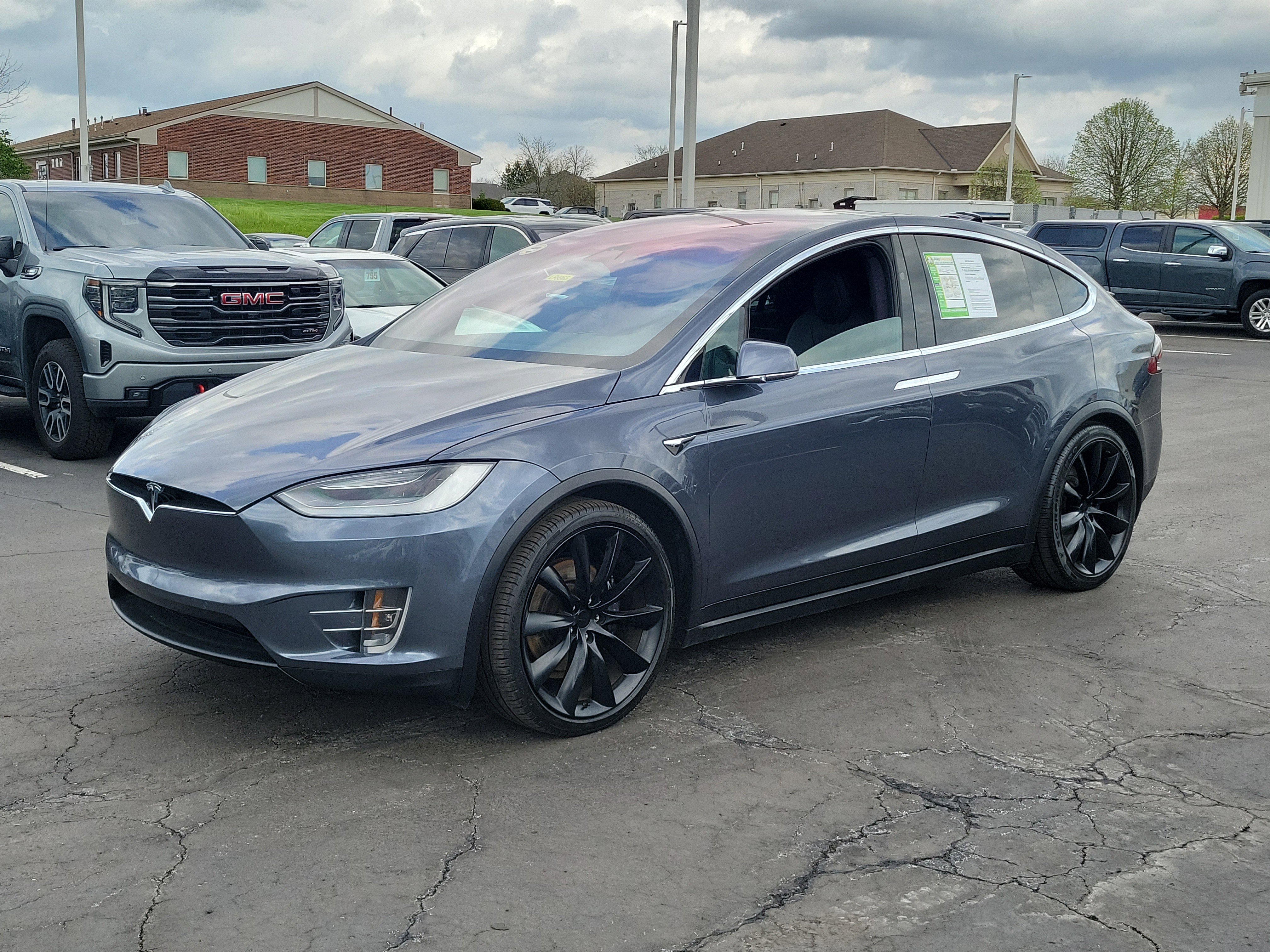 Used 2020 Tesla Model X image 2