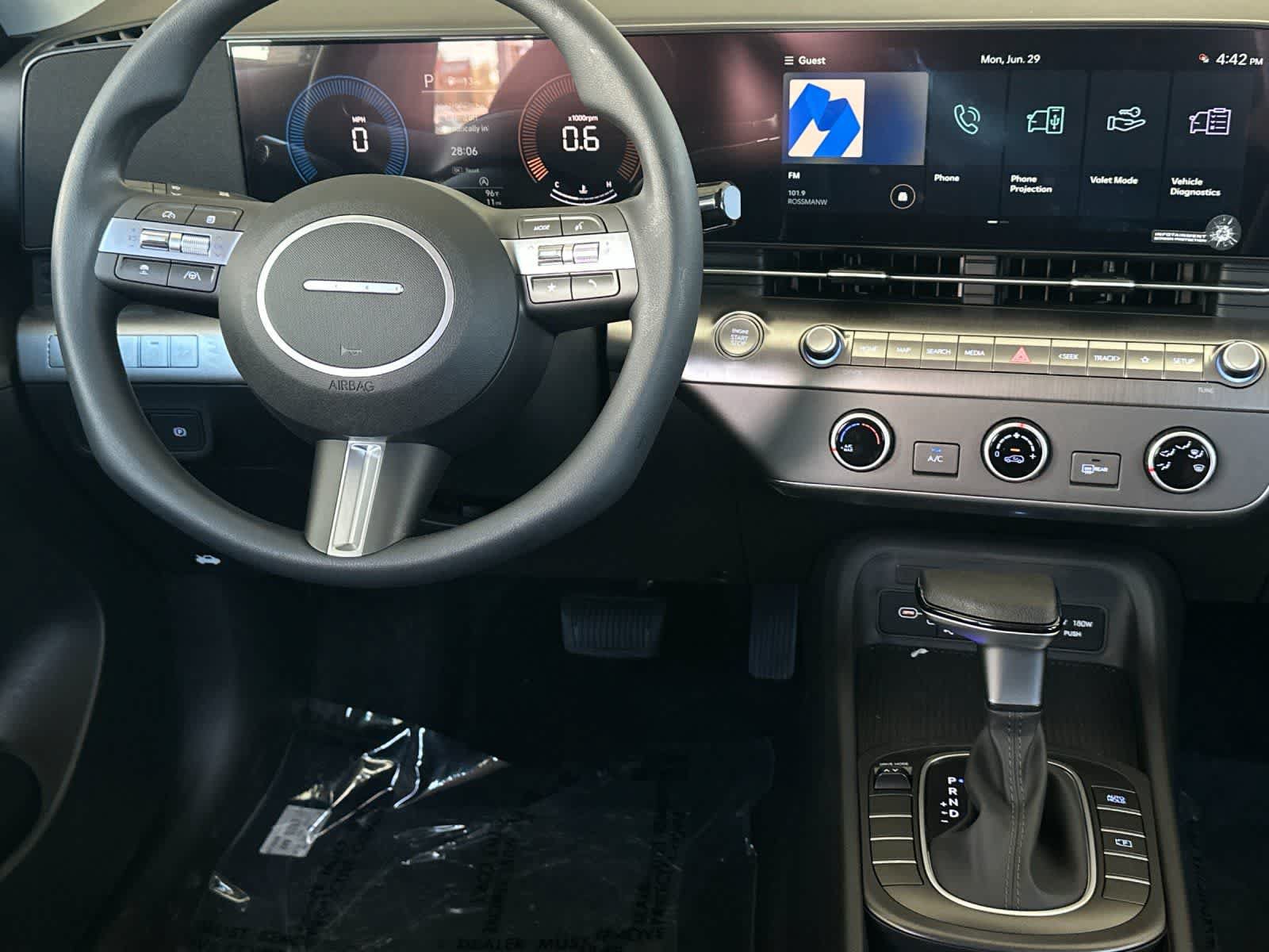 New 2026 Hyundai Kona SE FWD image 15