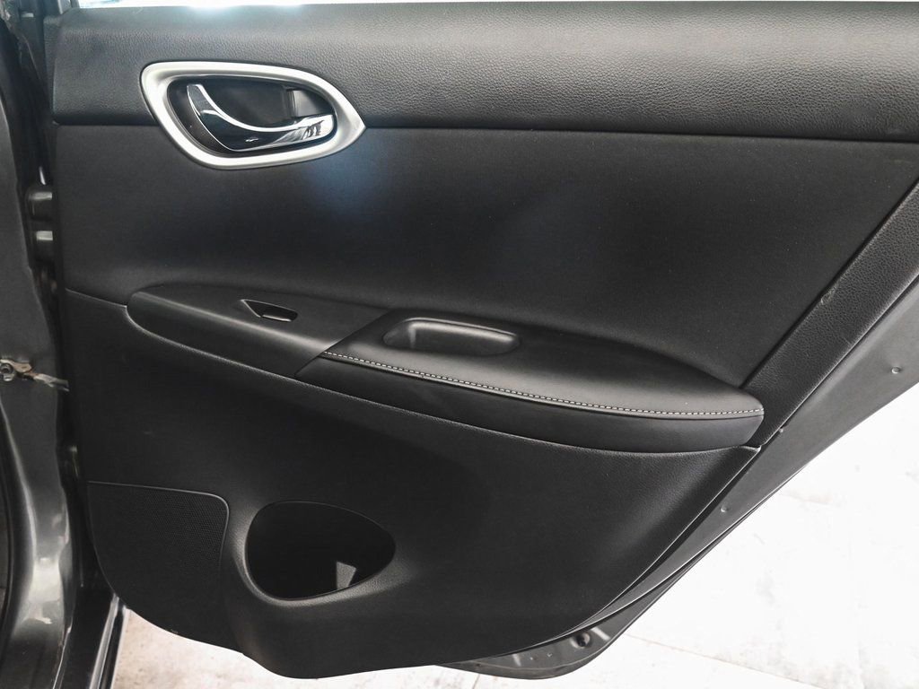 Used 2019 Nissan Sentra SV image 11