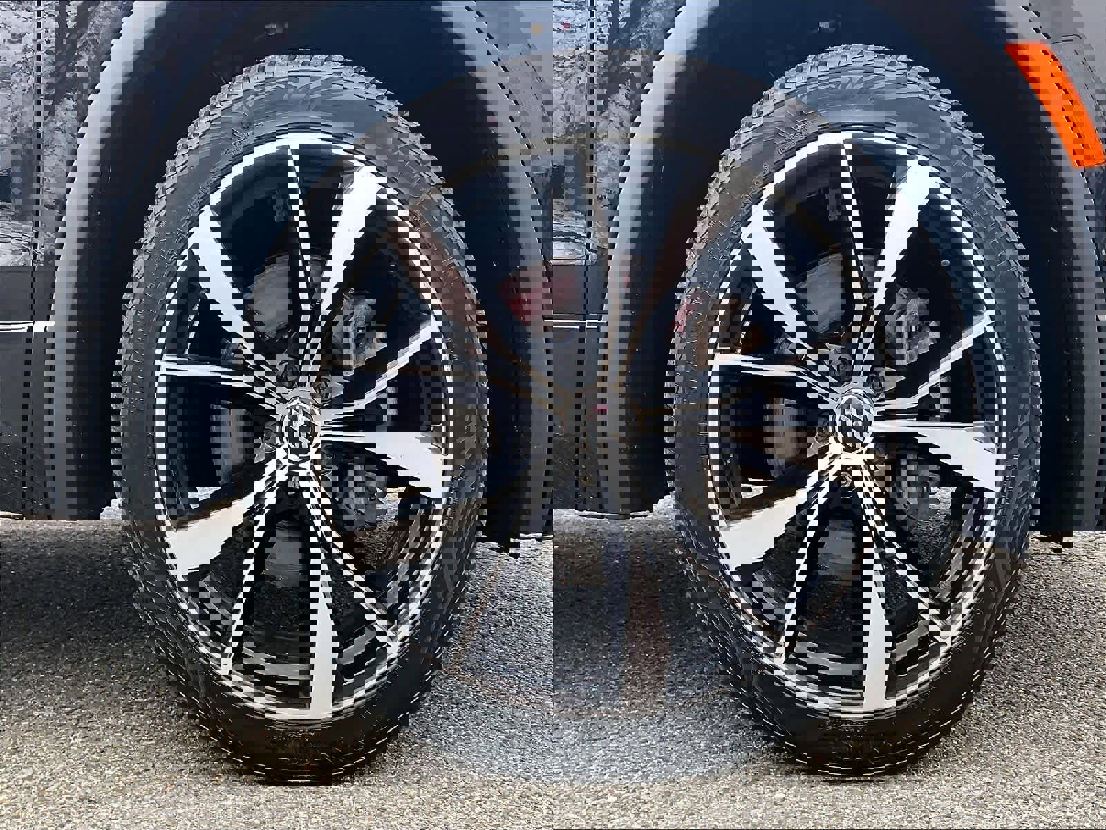 Used 2022 Volkswagen Tiguan SEL R-Line image 7