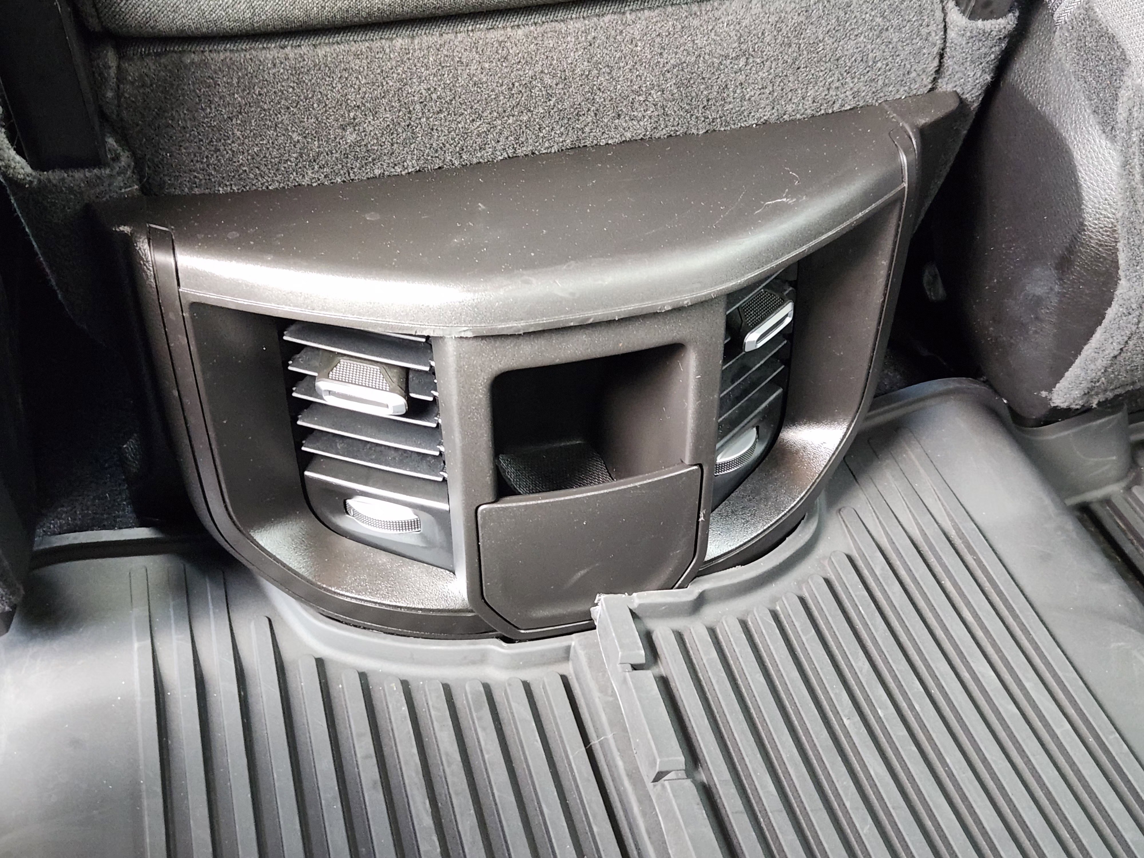 Used 2025 RAM 2500 Big Horn AWD/4WD image 32