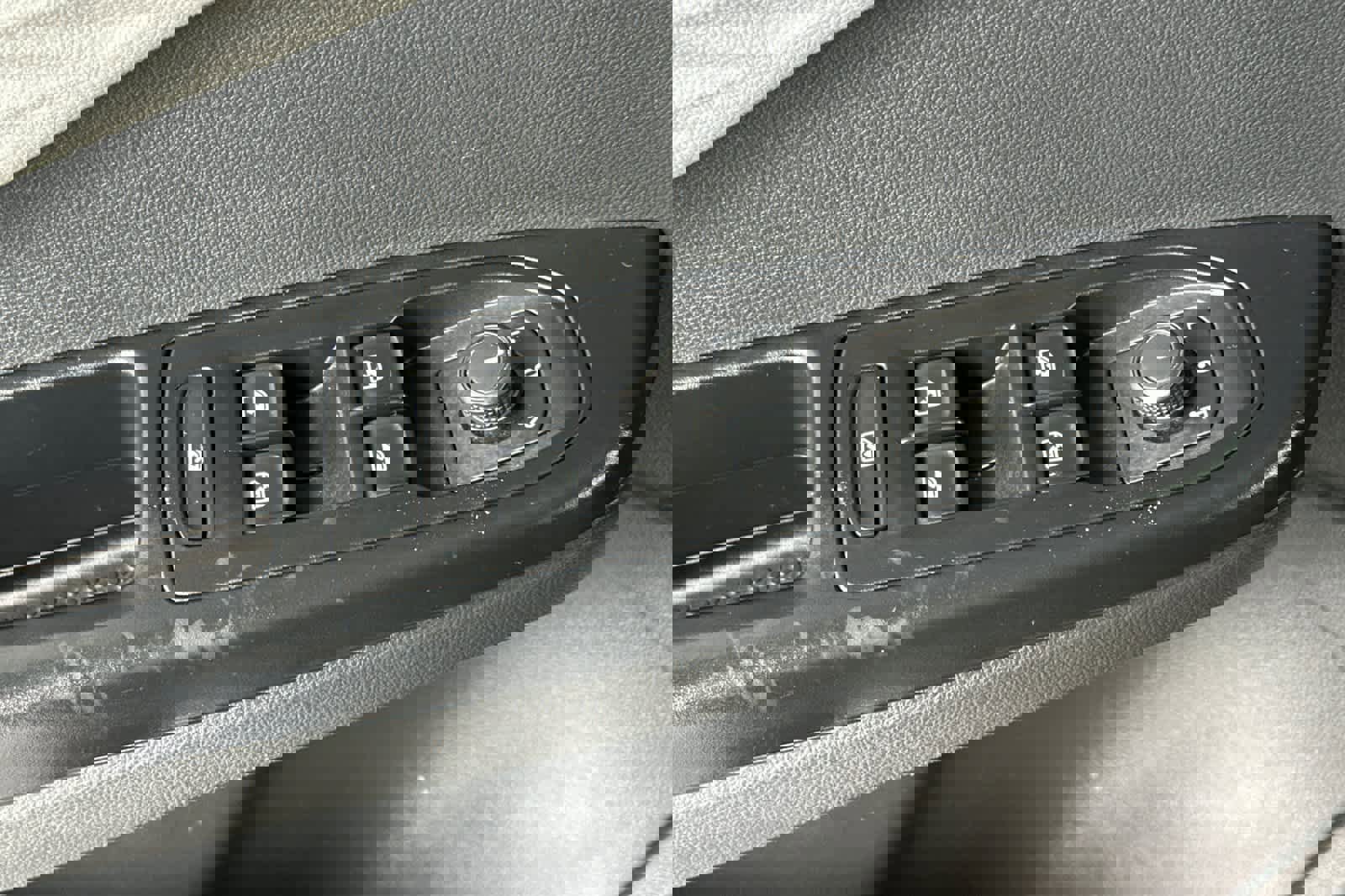 Used 2024 Volkswagen Taos S image 13