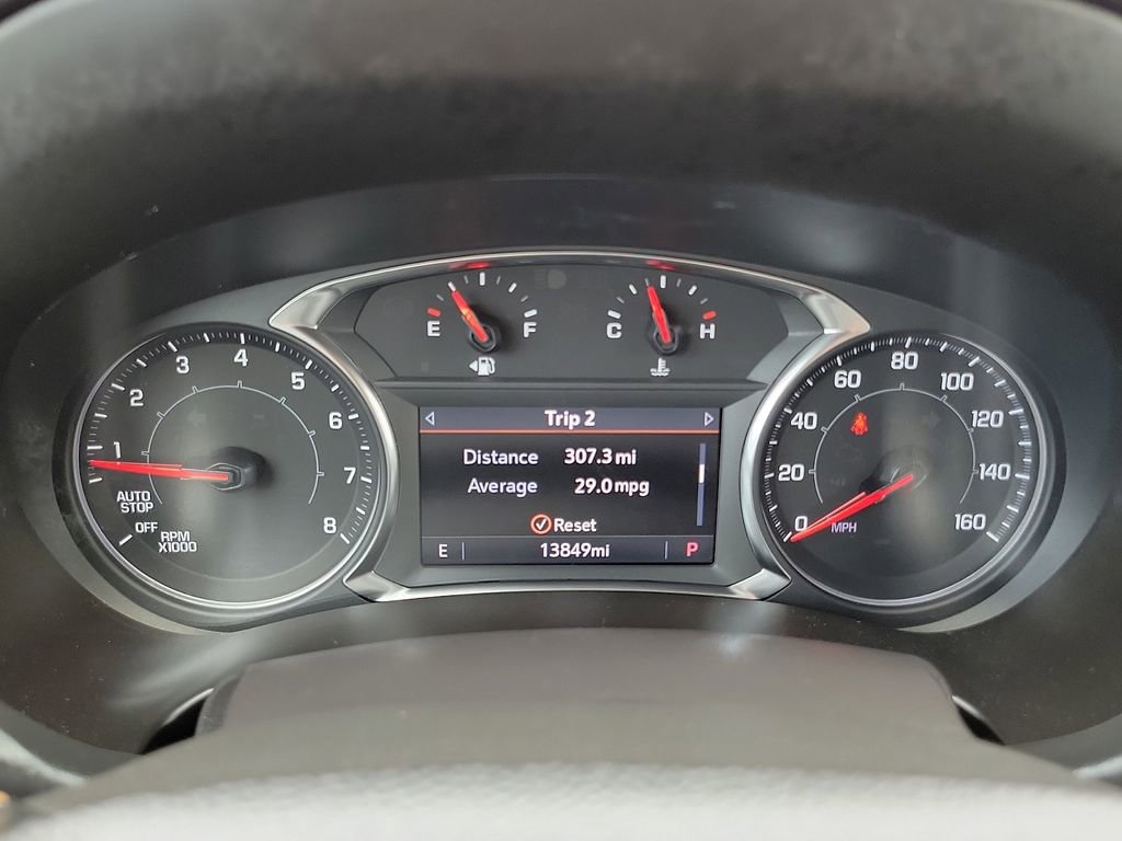 Used 2024 GMC Terrain AT4 w/ Tech Package AWD/4WD image 23