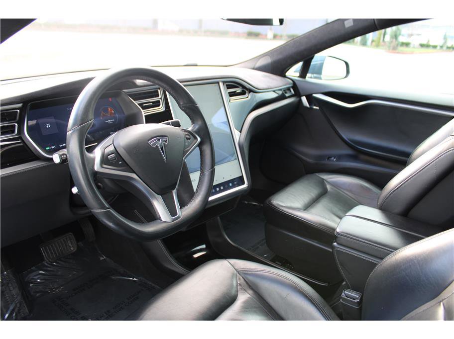 Used 2015 Tesla Model S 85D image 9