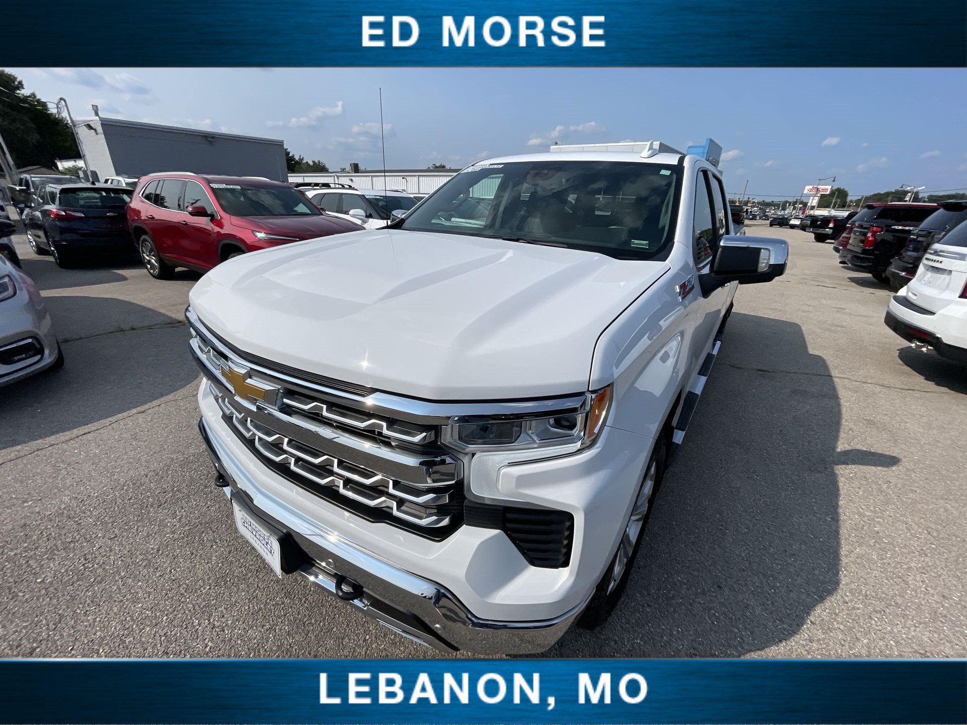 Used 2023 Chevrolet Silverado 1500 LTZ w/ LTZ Convenience Package II AWD/4WD image 19