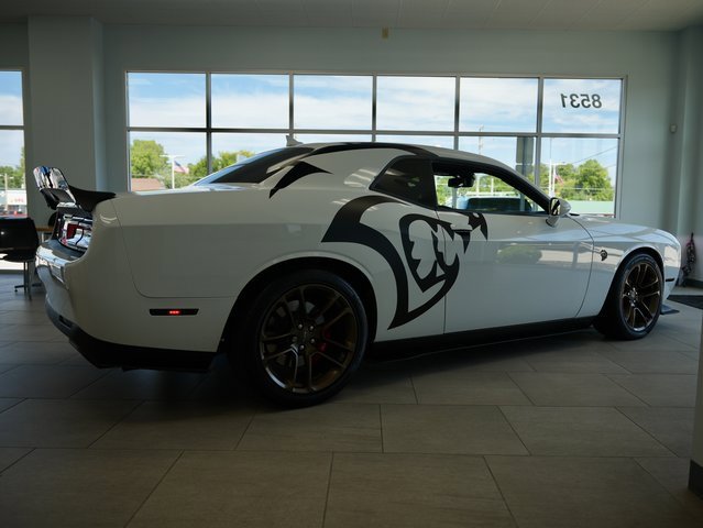Used 2023 Dodge Challenger SRT Hellcat w/ Driver Convenience Group image 7