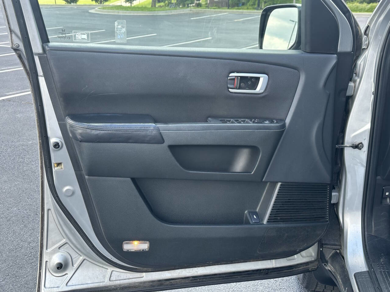 Used 2011 Honda Pilot LX image 7