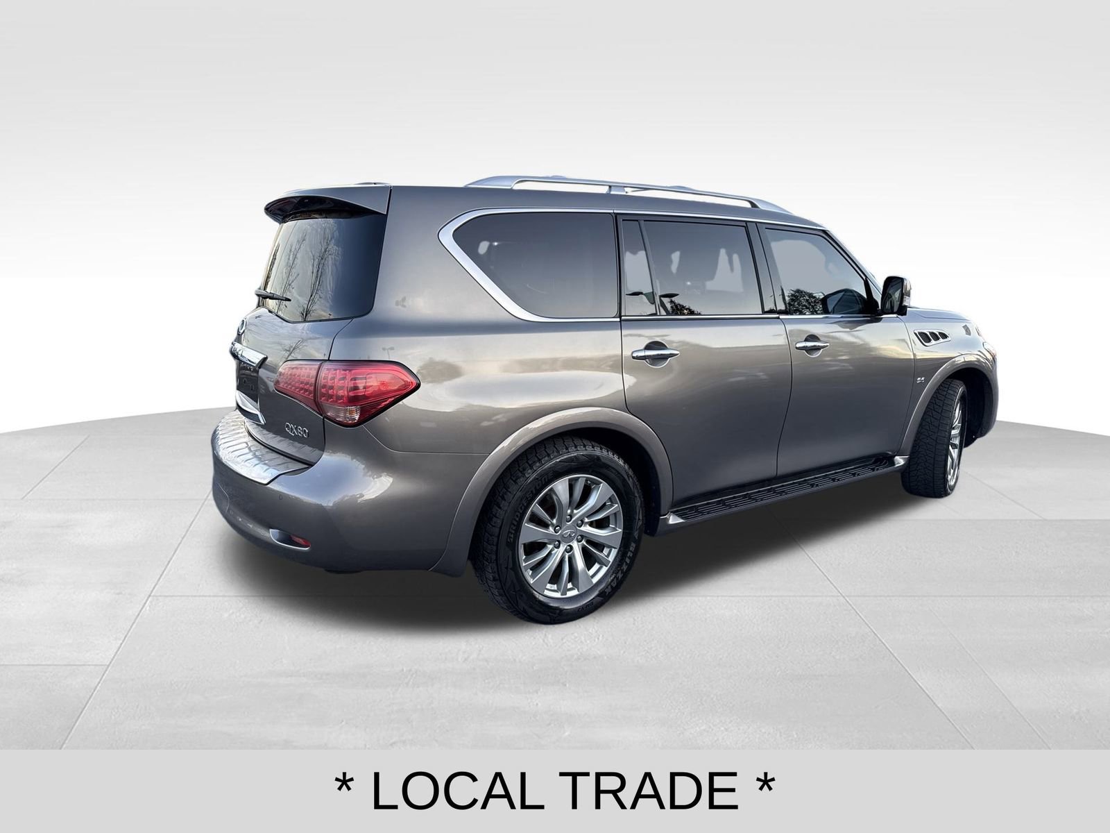 Used 2016 INFINITI QX80 4WD w/ Driver's Assistance Package image 5