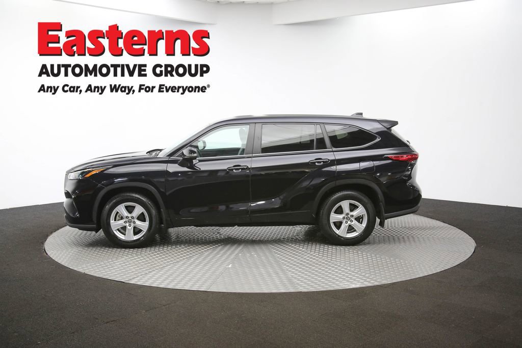 Used 2023 Toyota Highlander L image 59