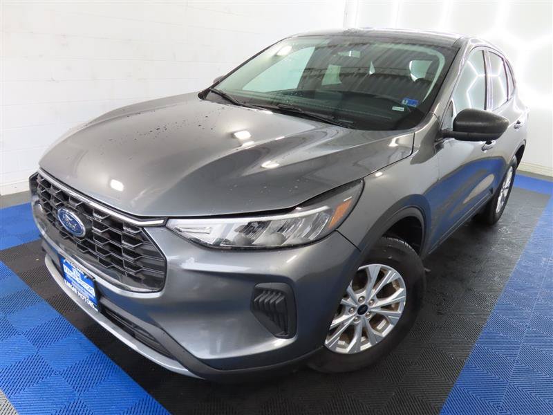 Used 2025 Ford Escape Active AWD/4WD image 4