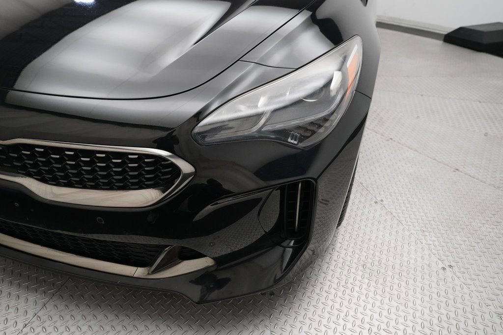 Used 2018 Kia Stinger GT2 image 23