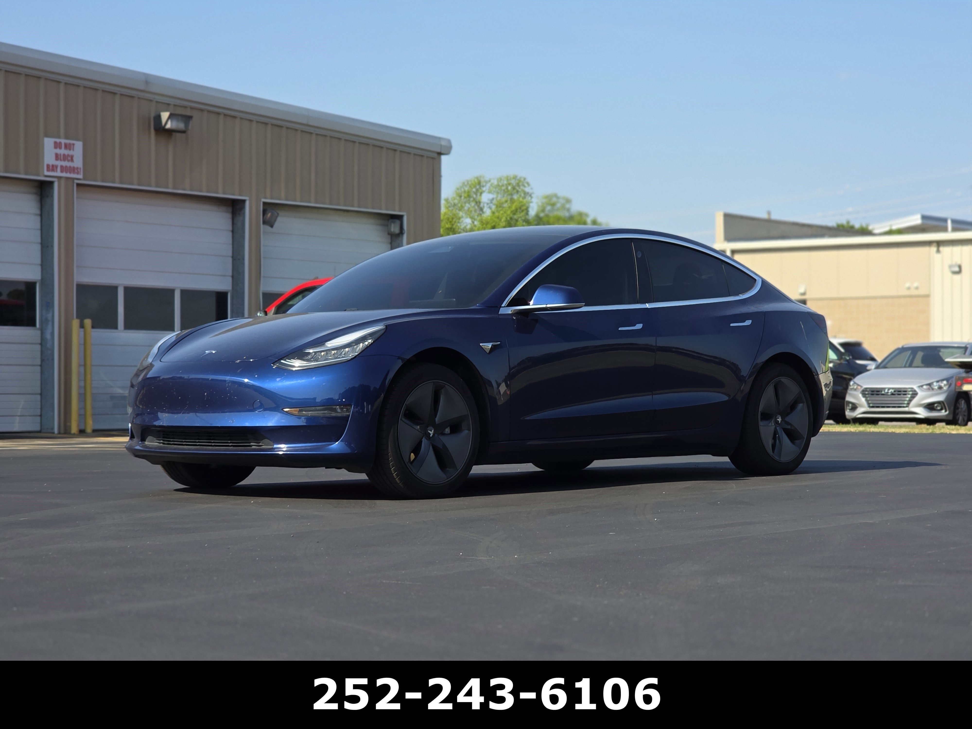 Used 2020 Tesla Model 3 Standard Range Plus RWD image 3
