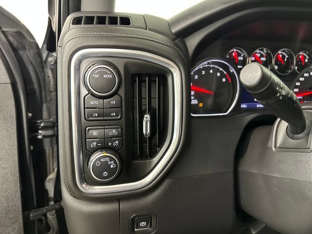 Used 2022 Chevrolet Silverado 1500 RST w/ Z71 Off-Road Package AWD/4WD image 19