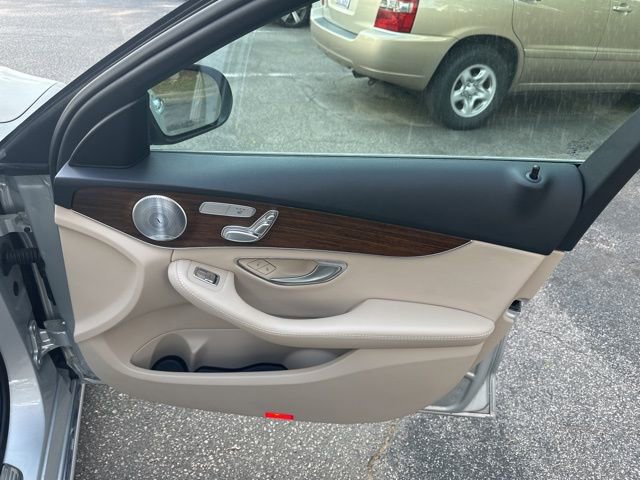 Used 2020 Mercedes-Benz C 300 Sedan image 19
