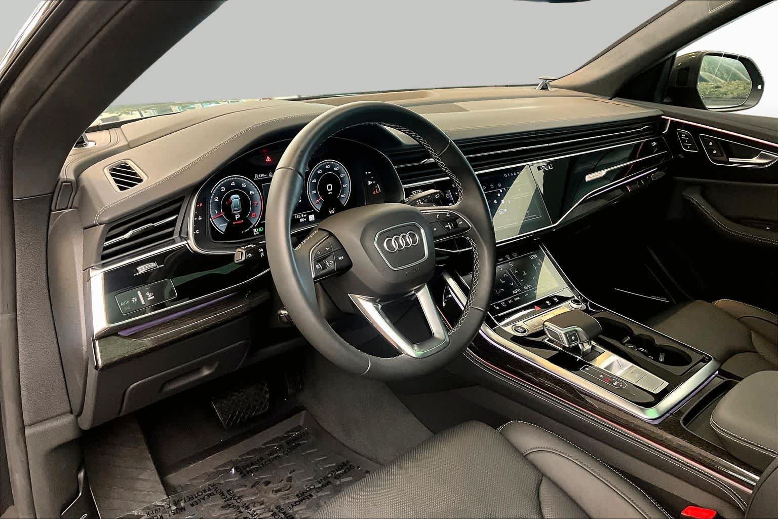 Used 2025 Audi Q8 Prestige w/ Prestige Package AWD/4WD image 17