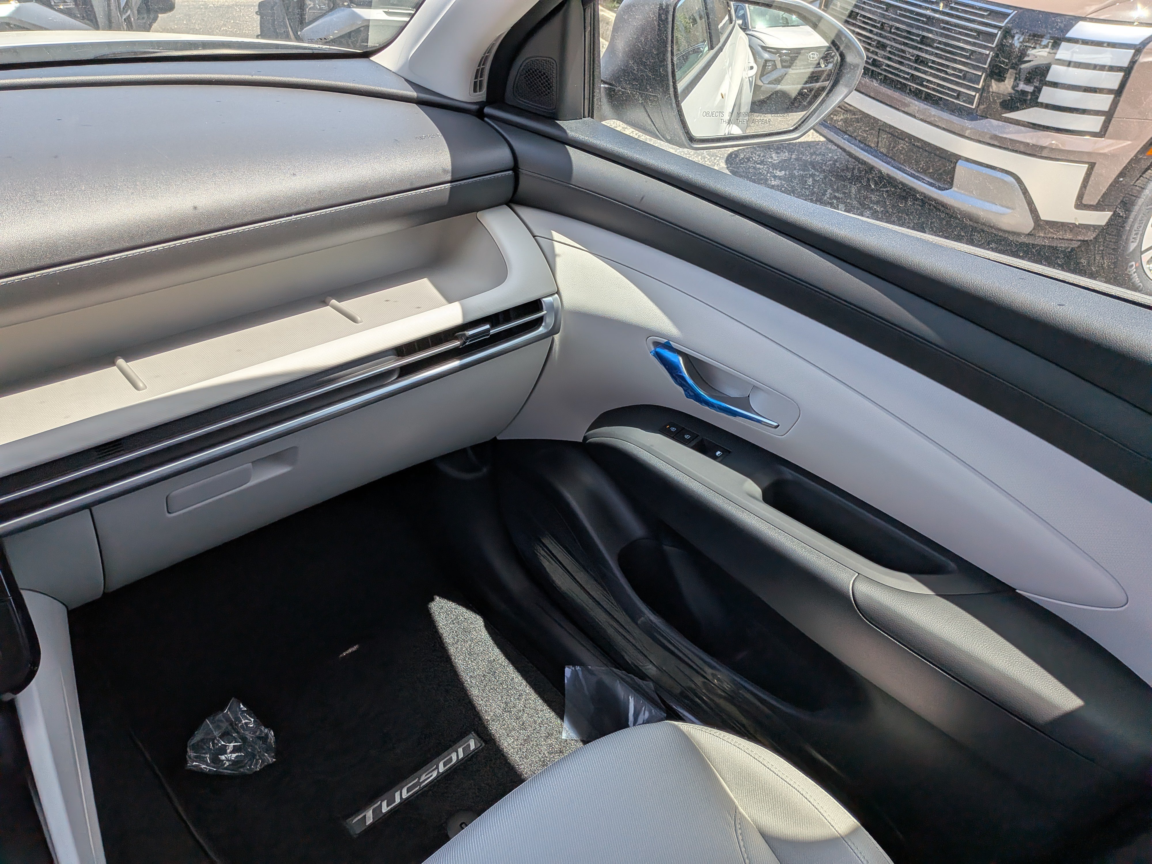 New 2026 Hyundai Tucson Limited FWD image 17