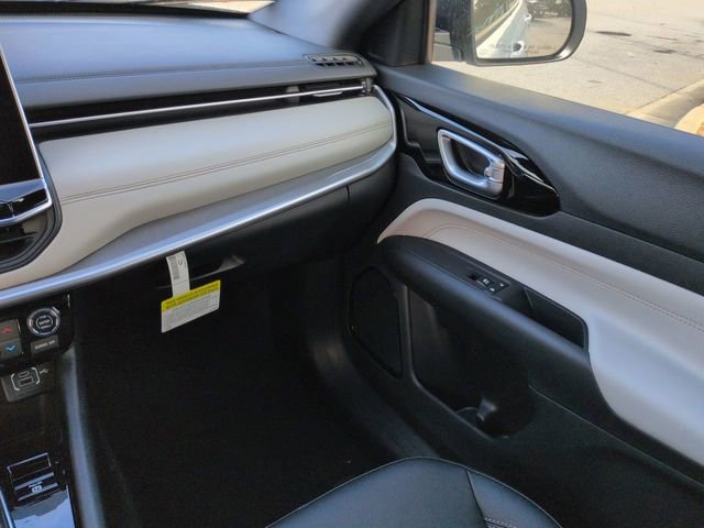 New 2026 Jeep Compass Limited AWD/4WD image 16