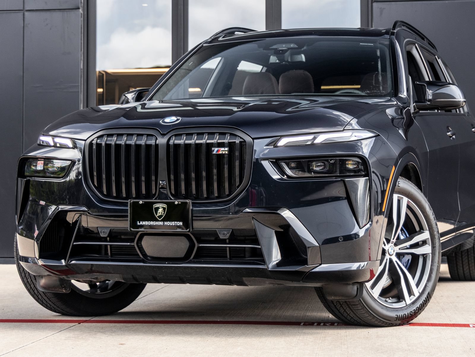 Used 2026 BMW X7 M60i AWD/4WD image 3