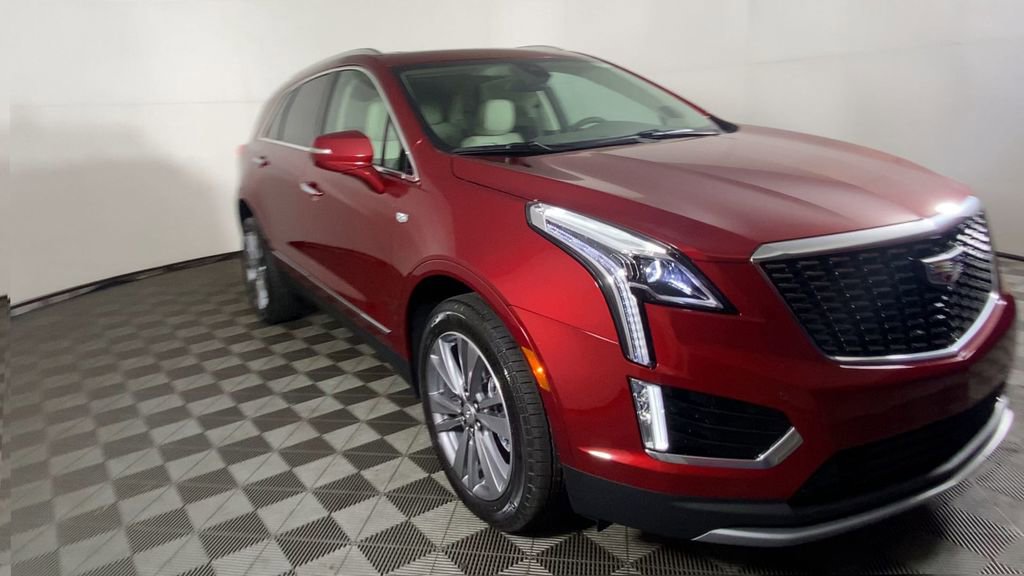 New 2025 Cadillac XT5 Premium Luxury image 3