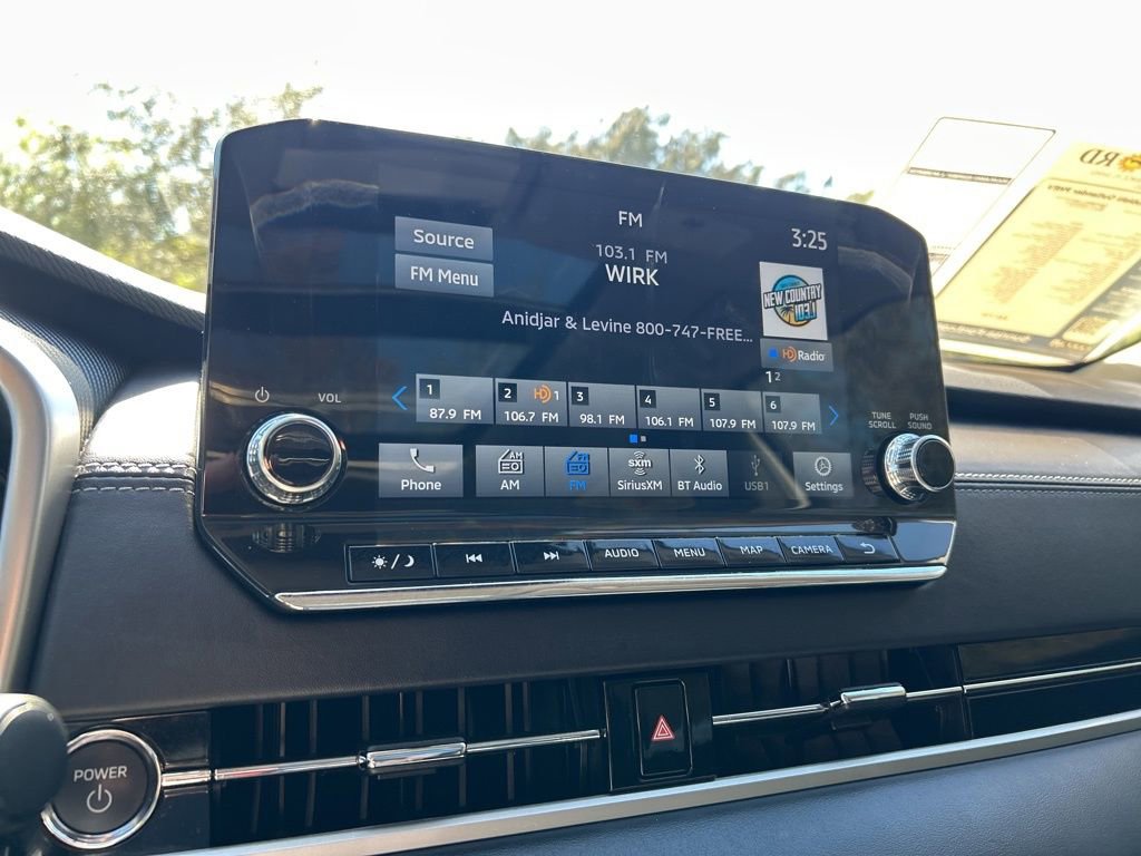 Used 2025 Mitsubishi Outlander 4WD Plug-In Hybrid image 33