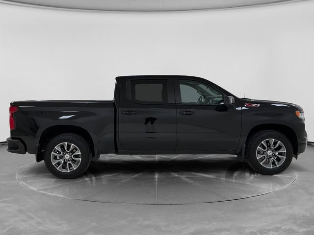 Used 2025 Chevrolet Silverado 1500 RST AWD/4WD image 2