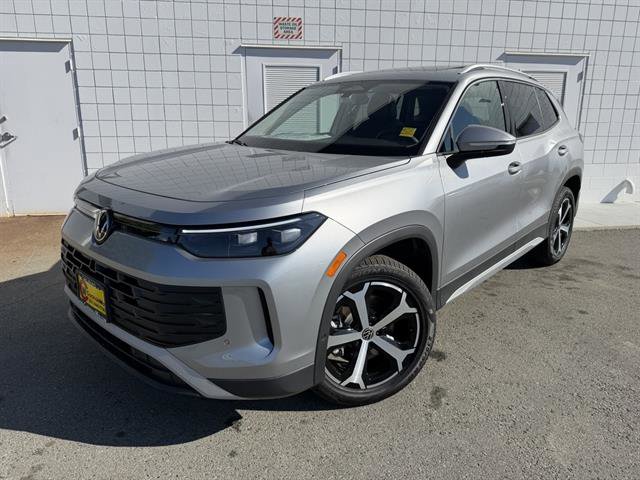 New 2026 Volkswagen Tiguan SE