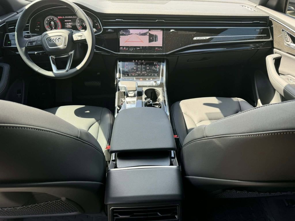 Used 2026 Audi Q8 Premium Plus AWD/4WD image 21