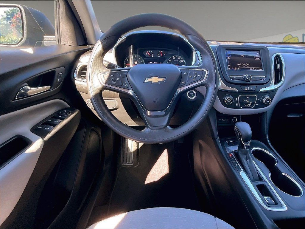 Used 2024 Chevrolet Equinox LS AWD/4WD image 17