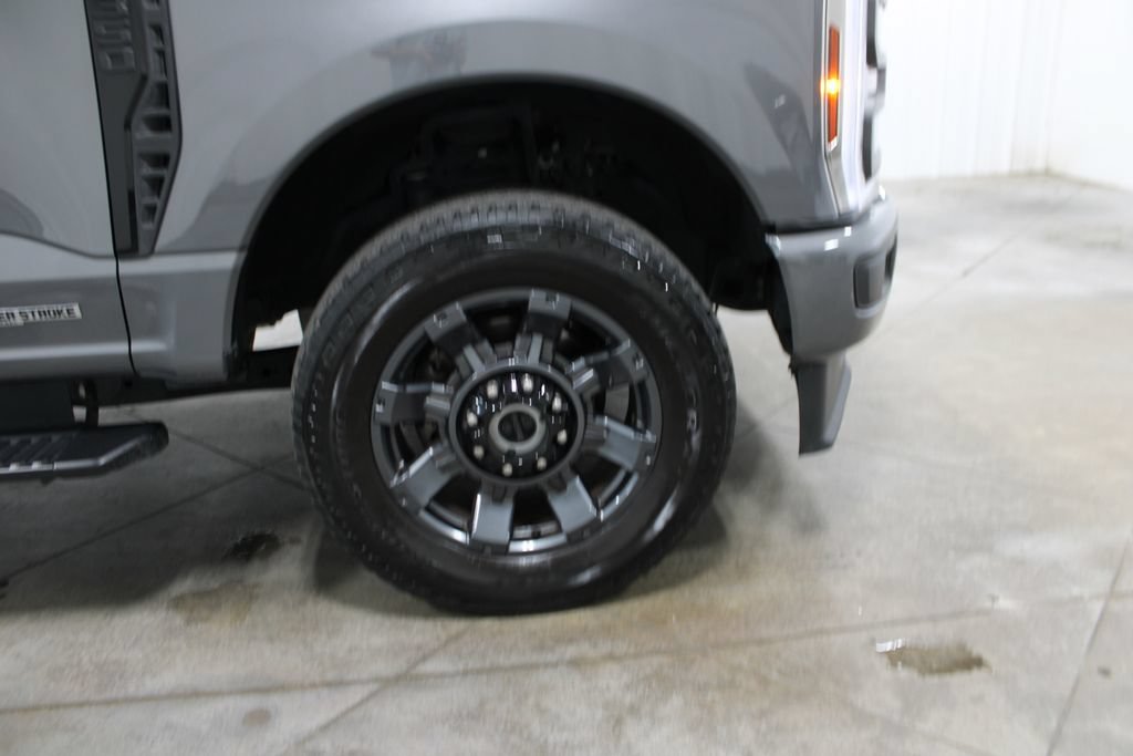 Used 2024 Ford F350 Lariat w/ Sport Appearance Package AWD/4WD image 43