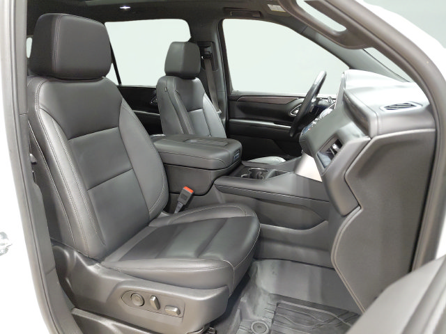 Certified 2024 Chevrolet Suburban Z71 w/ Luxury Package AWD/4WD image 14