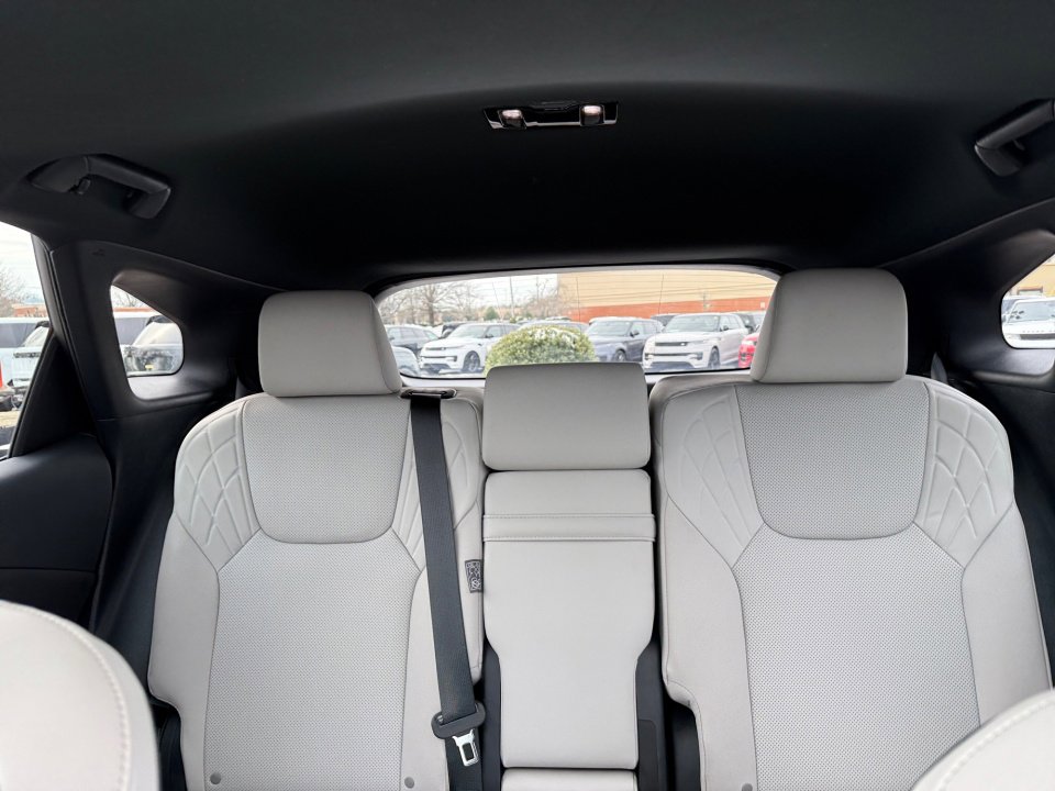 Used 2023 Lexus RX 350h w/ Cold Area Package AWD/4WD image 19