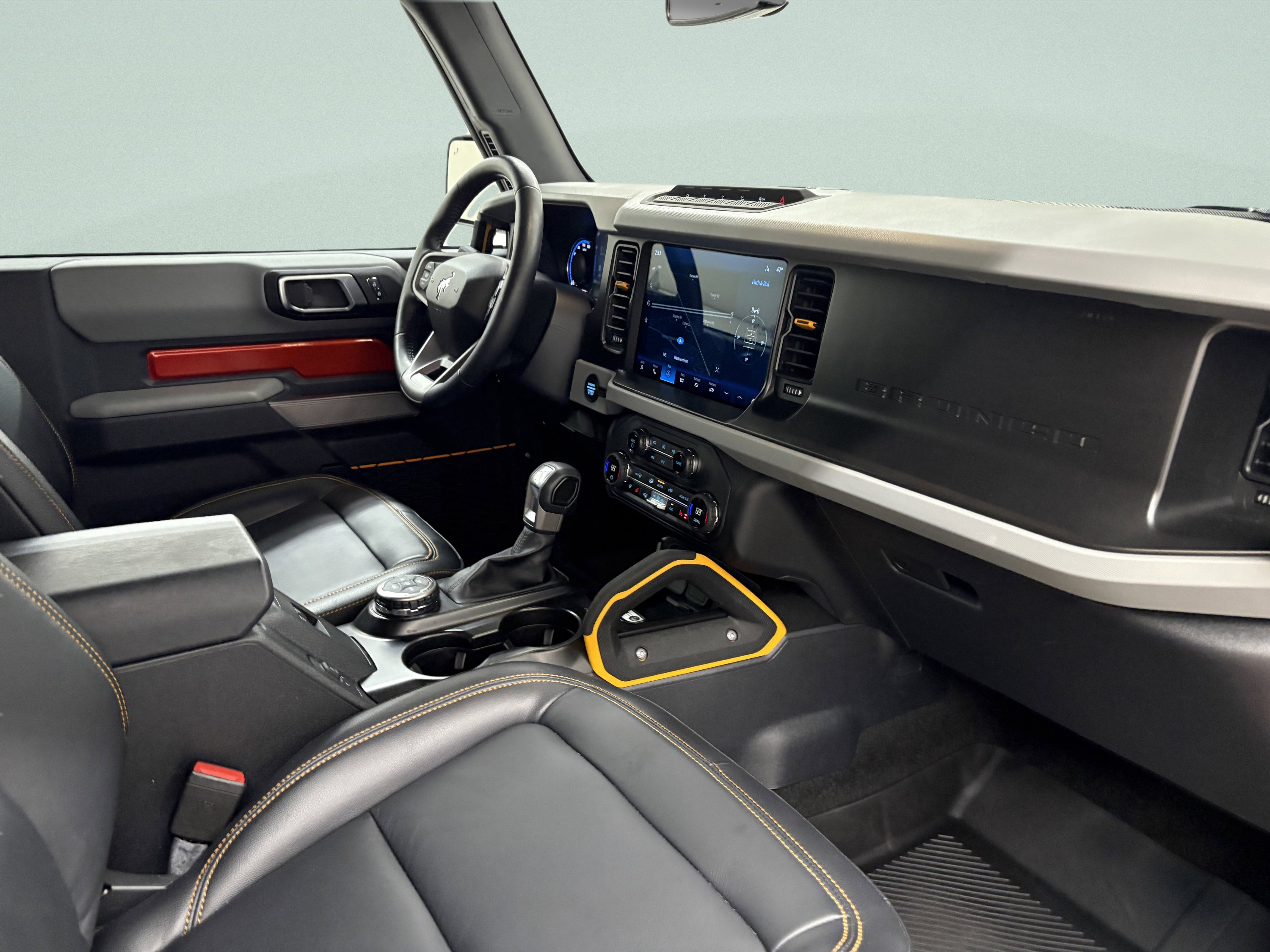 Used 2023 Ford Bronco Badlands image 23