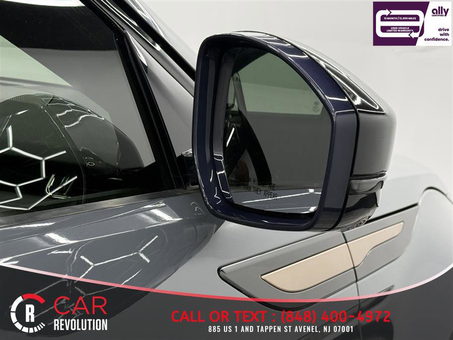 Used 2021 Land Rover Range Rover Evoque R-Dynamic S AWD/4WD image 39