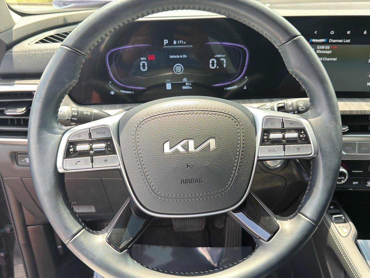 Used 2025 Kia Telluride EX FWD image 21