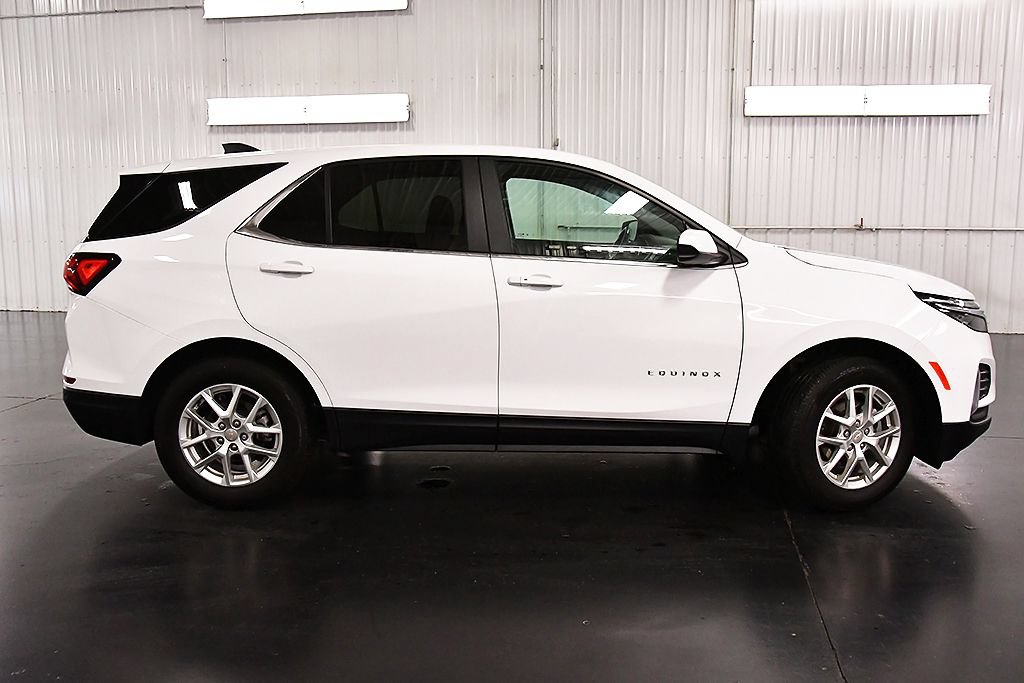 Used 2024 Chevrolet Equinox LT FWD image 8