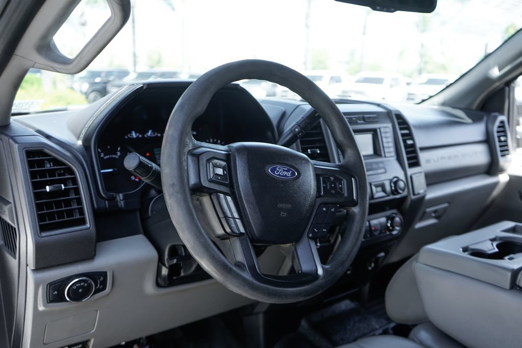 Used 2019 Ford F550 2WD Crew Cab Super Duty image 19
