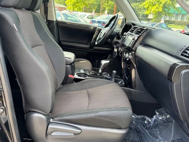 Used 2019 Toyota 4Runner TRD Off-Road AWD/4WD image 16