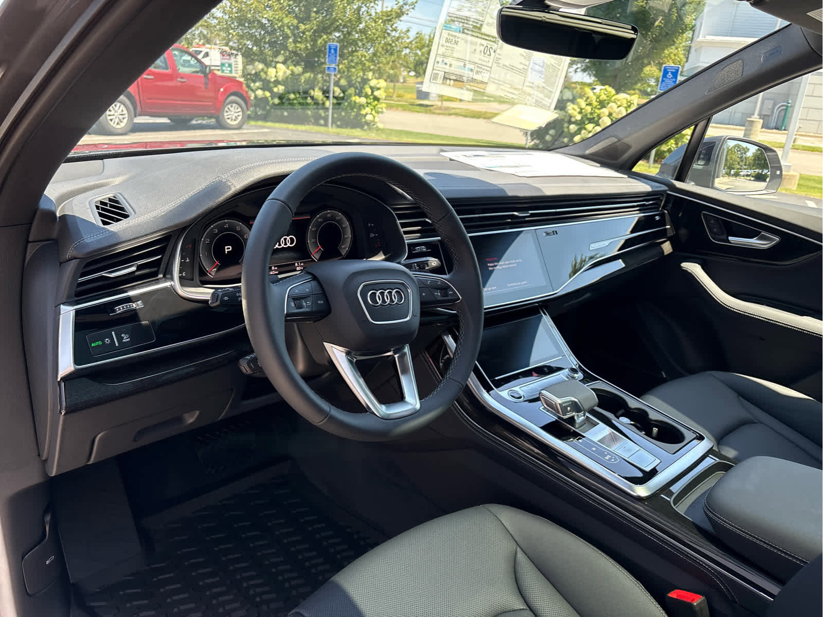 New 2025 Audi Q7 3.0T Premium Plus image 12