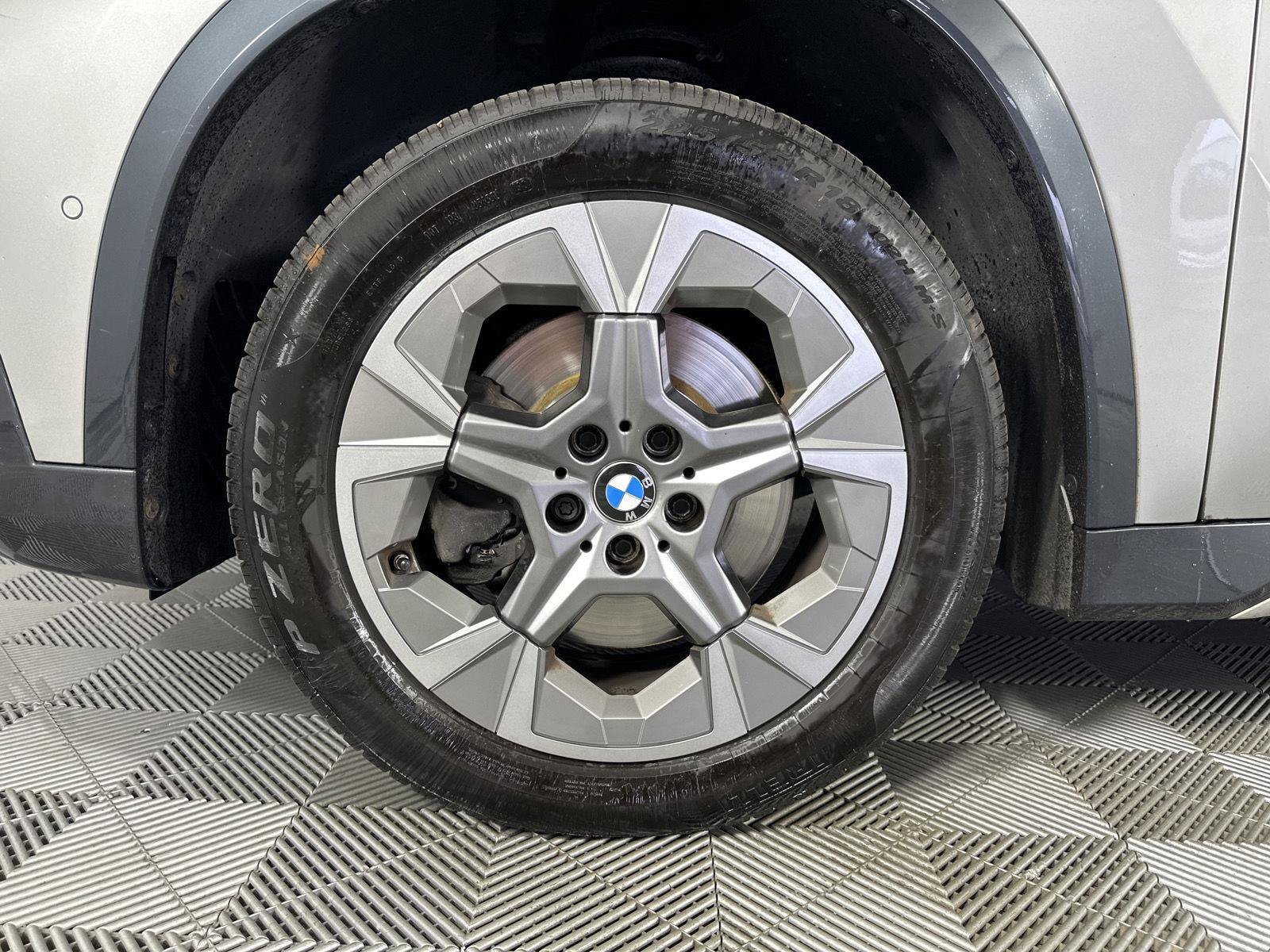 Used 2023 BMW X1 xDrive28i w/ Convenience Package AWD/4WD image 6
