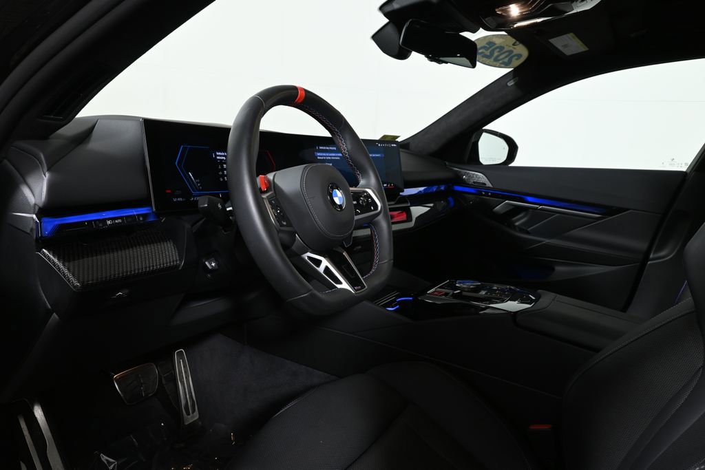 Used 2025 BMW M5 Touring AWD/4WD image 16