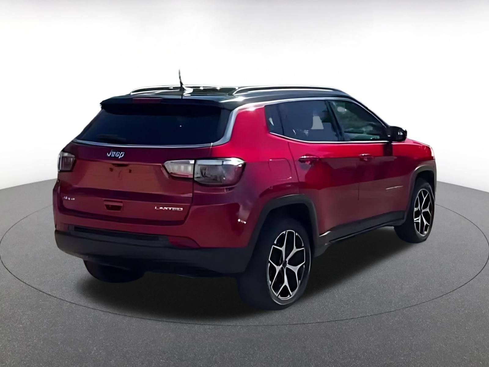 Used 2025 Jeep Compass Limited AWD/4WD image 13