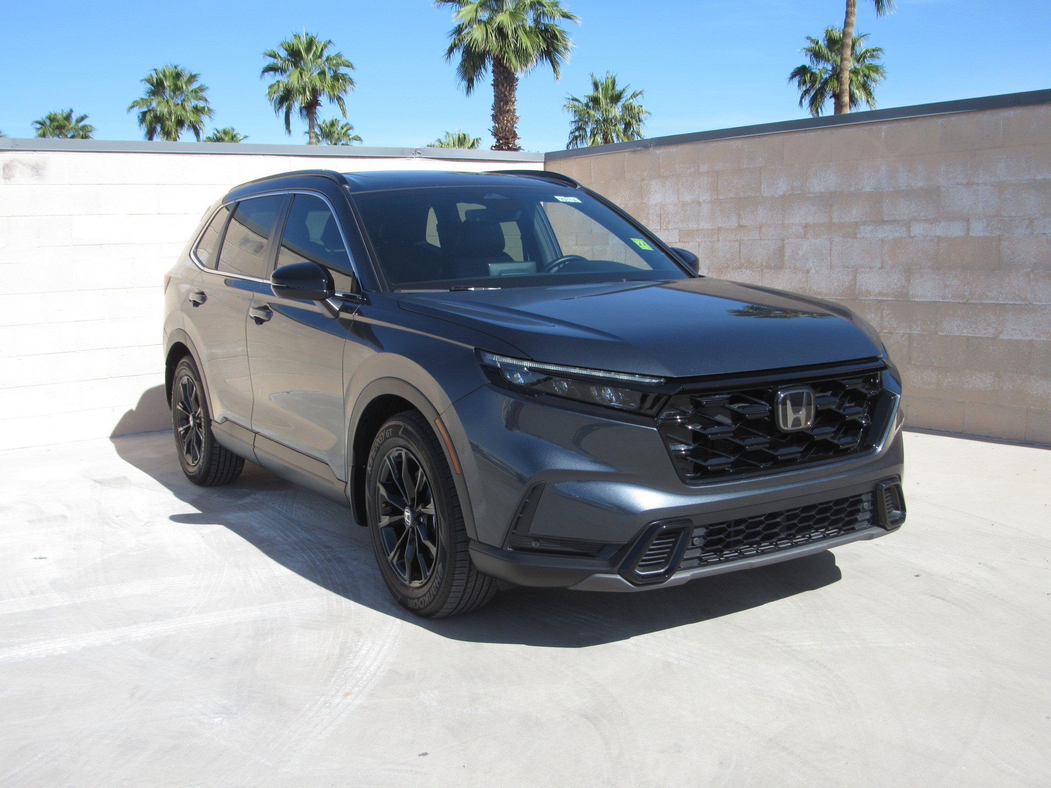 Used 2025 Honda CR-V Sport-L image 2