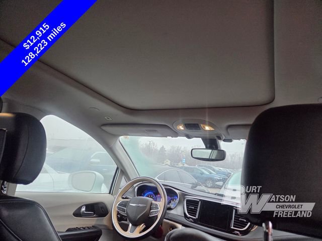 Used 2018 Chrysler Pacifica Limited w/ Tire & Wheel Group image 20