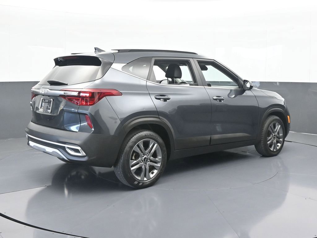 Used 2023 Kia Seltos S w/ Navigation Package image 6