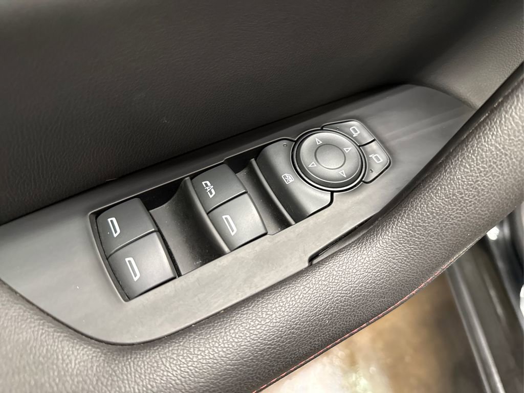 Used 2022 Chevrolet Blazer RS image 36