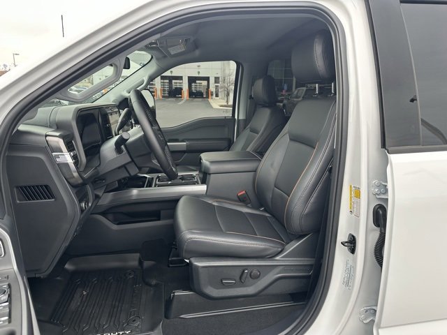 Used 2026 Ford F250 Lariat w/ FX4 Off-Road Package image 2