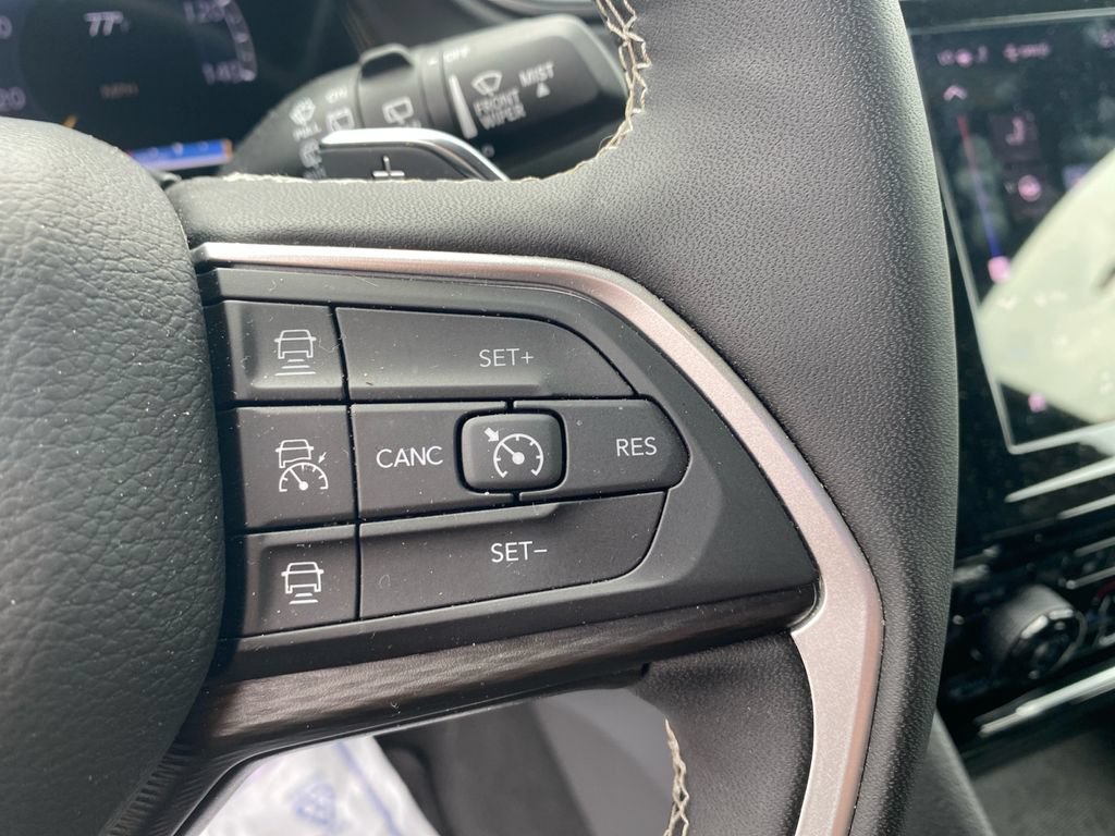 New 2026 Jeep Grand Cherokee Laredo X AWD/4WD image 21