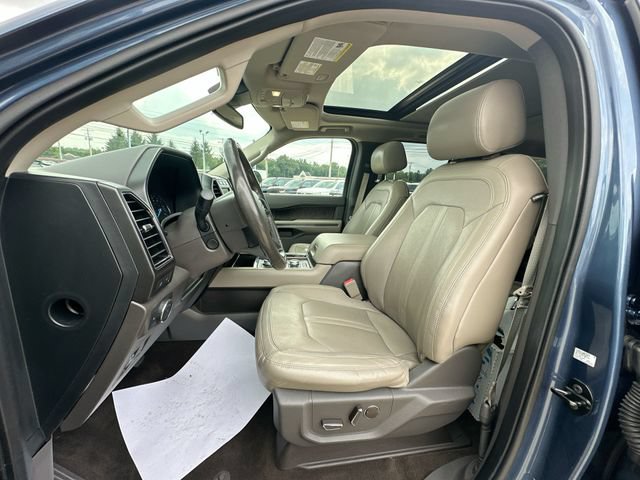 Used 2019 Ford Expedition Limited w/ Equipment Group 301A AWD/4WD image 22
