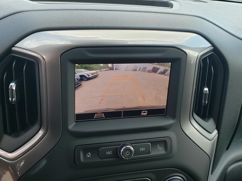 New 2026 Chevrolet Silverado 1500 Custom w/ LPO, Dark Essentials Package AWD/4WD image 31
